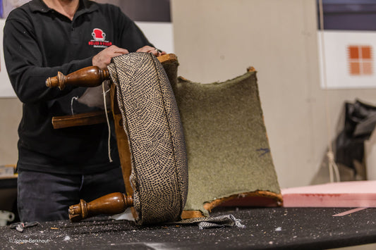 Waarom steeds meer mensen kiezen voor een bouclé bank