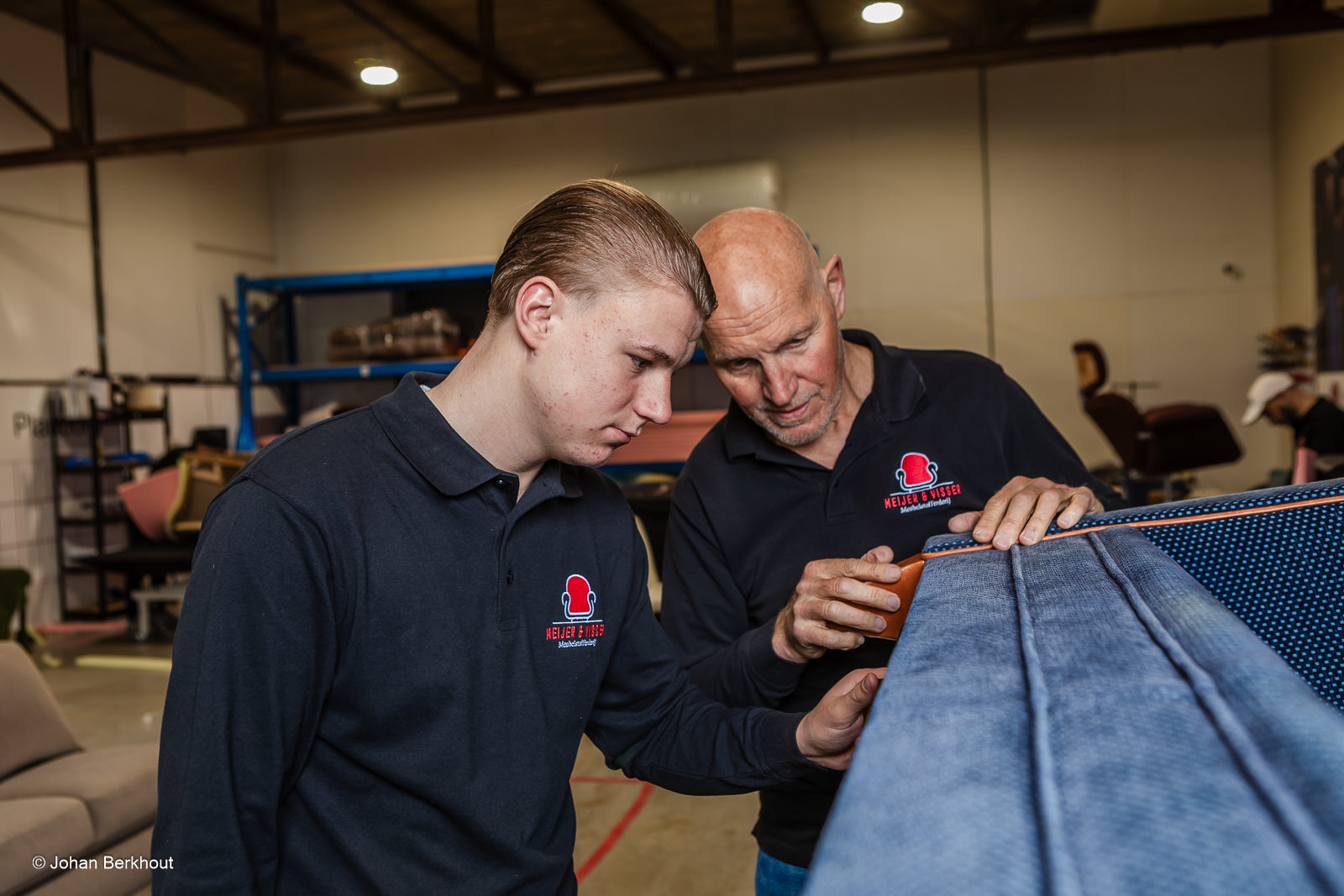 Design meubels opnieuw bekleed door vakman met jarenlange ervaring in stoffering