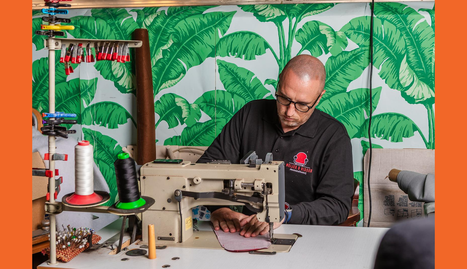 stoffeerderij bank bekleden stoelen